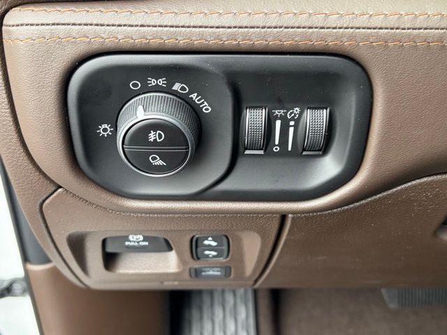 2026 RAM Ram 1500 RAM 1500 LIMITED LONGHORN CREW CAB 4X4 5'7' BOX