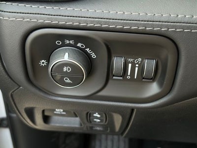 2026 RAM Ram 1500 RAM 1500 LIMITED CREW CAB 4X4 5'7' BOX