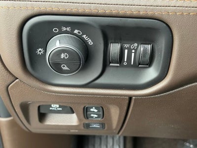 2026 RAM Ram 1500 RAM 1500 LIMITED LONGHORN CREW CAB 4X4 5'7' BOX