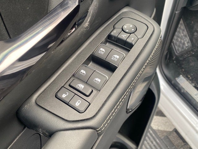 2026 RAM Ram 1500 RAM 1500 LIMITED CREW CAB 4X4 6'4' BOX