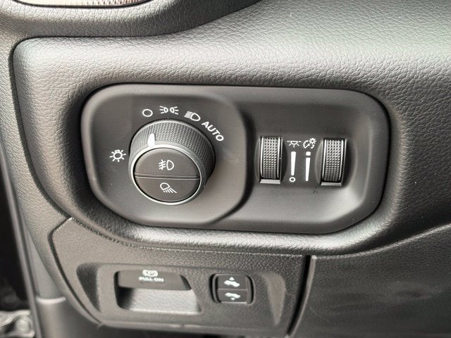 2027 RAM Ram 1500 RAM 1500 RHO CREW CAB 4X4 5'7' BOX