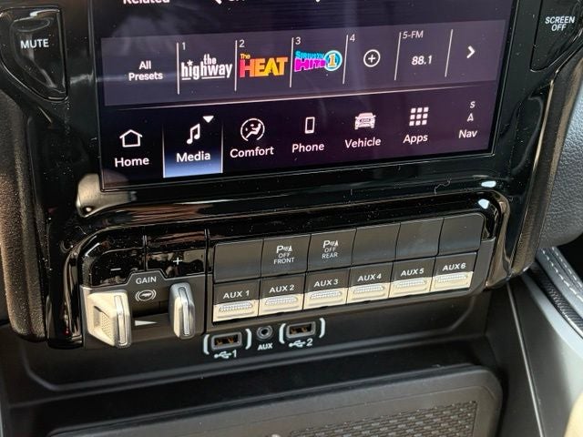 2026 RAM Ram 1500 RAM 1500 RHO CREW CAB 4X4 5'7' BOX