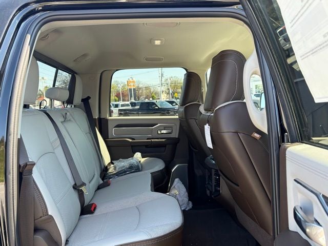 2026 RAM Ram 3500 RAM 3500 LARAMIE CREW CAB 4X4 6'4' BOX