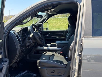 2026 RAM Ram 3500 RAM 3500 LARAMIE CREW CAB 4X4 6'4' BOX