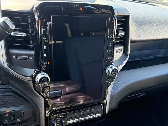 2027 RAM Ram 3500 RAM 3500 TRADESMAN CREW CAB 4X4 8' BOX