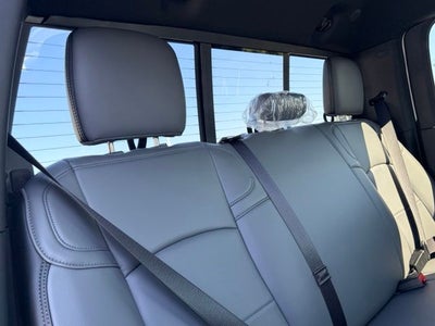 2027 RAM Ram 3500 RAM 3500 TRADESMAN CREW CAB 4X4 8' BOX