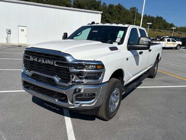 2027 RAM Ram 3500 RAM 3500 TRADESMAN CREW CAB 4X4 8' BOX
