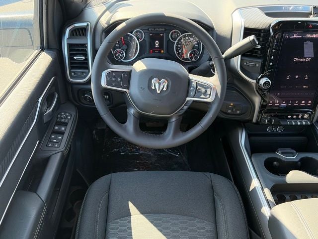 2026 RAM Ram 3500 RAM 3500 BIG HORN CREW CAB 4X4 8' BOX