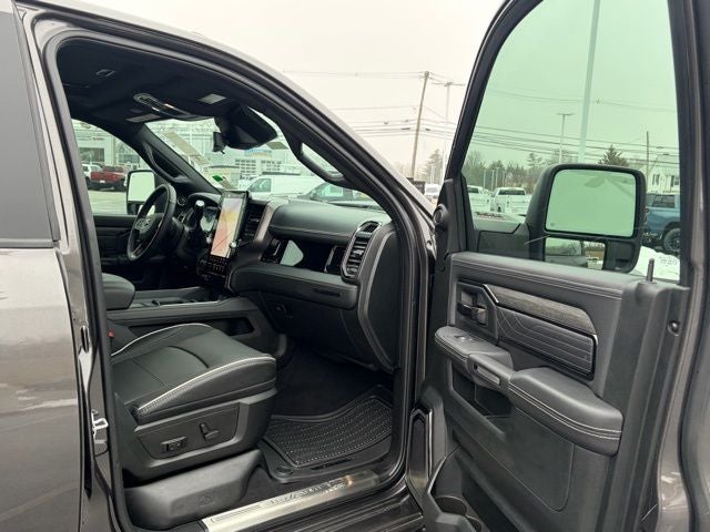 2026 RAM Ram 3500 RAM 3500 LIMITED MEGA CAB 4X4 6'4' BOX