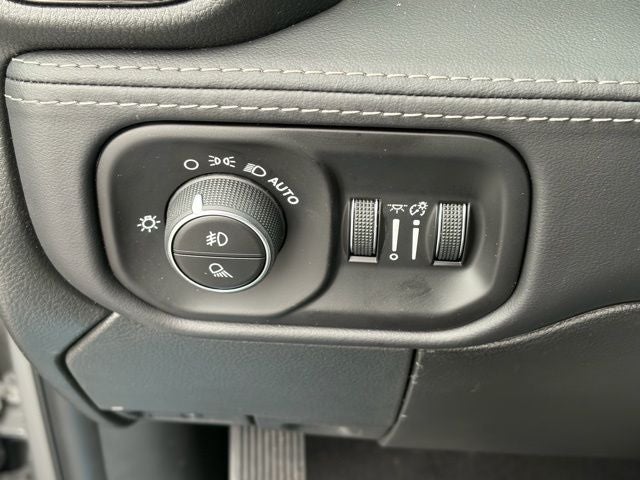 2026 RAM Ram 3500 RAM 3500 LIMITED MEGA CAB 4X4 6'4' BOX