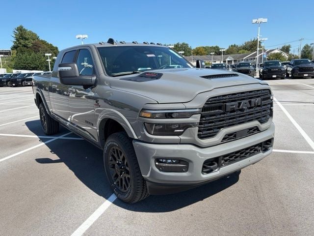 2027 RAM Ram 3500 RAM 3500 LIMITED MEGA CAB 4X4 6'4' BOX