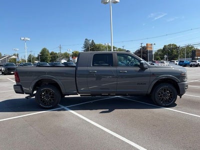 2027 RAM Ram 3500 RAM 3500 LIMITED MEGA CAB 4X4 6'4' BOX