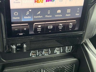 2026 RAM Ram 3500 RAM 3500 LIMITED MEGA CAB 4X4 6'4' BOX