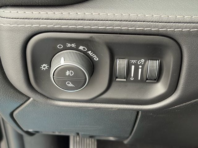 2026 RAM Ram 3500 RAM 3500 LIMITED MEGA CAB 4X4 6'4' BOX