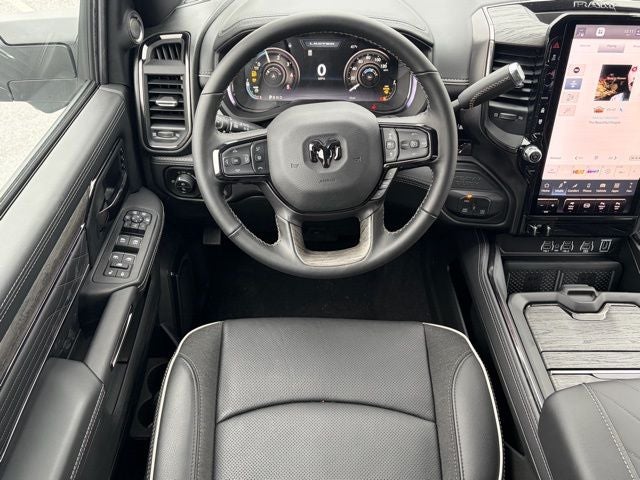 2026 RAM Ram 3500 RAM 3500 LIMITED MEGA CAB 4X4 6'4' BOX