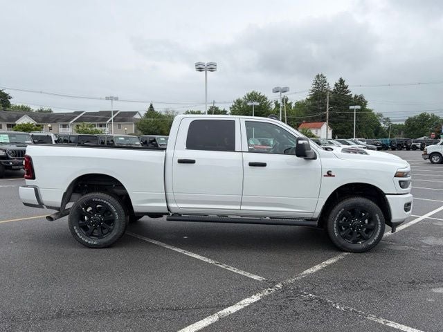 2026 RAM Ram 2500 RAM 2500 BLACK EXPRESS CREW CAB 4X4 6'4' BOX