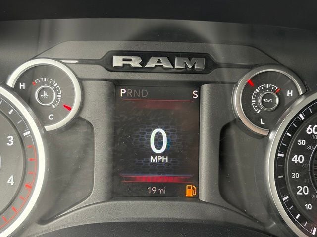 2026 RAM 2500 RAM 2500 WARLOCK CREW CAB 4X4 6'4' BOX