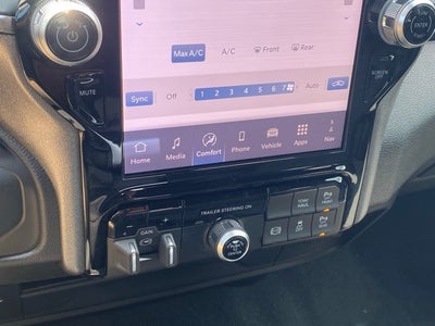 2025 RAM Ram 2500 RAM 2500 TRADESMAN CREW CAB 4X4 6'4' BOX