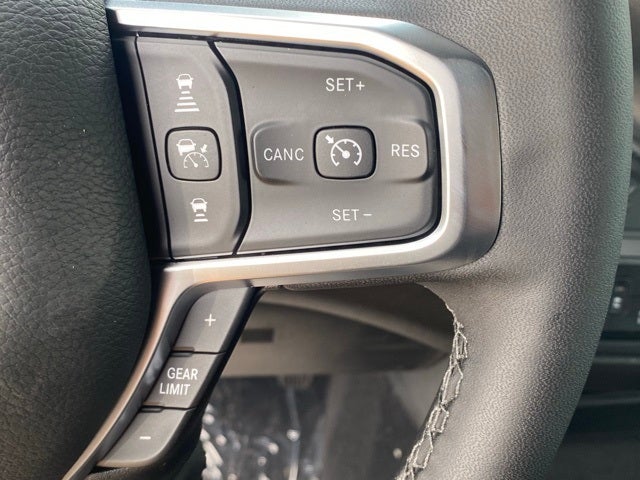 2025 RAM Ram 2500 RAM 2500 TRADESMAN CREW CAB 4X4 8' BOX