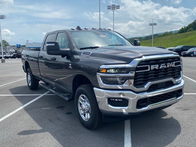 2025 RAM Ram 2500 RAM 2500 TRADESMAN CREW CAB 4X4 8' BOX