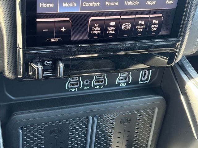 2026 RAM Ram 2500 RAM 2500 LIMITED CREW CAB 4X4 6'4' BOX