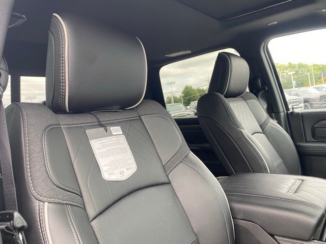 2026 RAM Ram 2500 RAM 2500 LIMITED CREW CAB 4X4 6'4' BOX