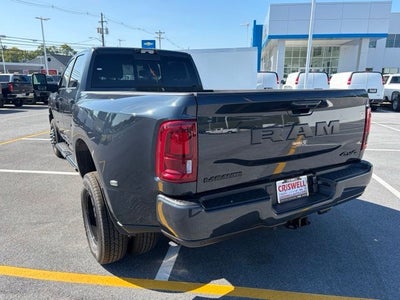 2027 RAM Ram 3500 RAM 3500 LARAMIE CREW CAB 4X4 8' BOX