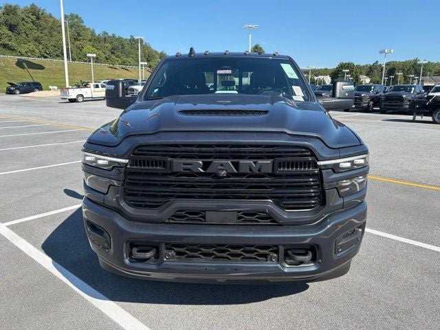 2027 RAM Ram 3500 RAM 3500 LARAMIE CREW CAB 4X4 8' BOX