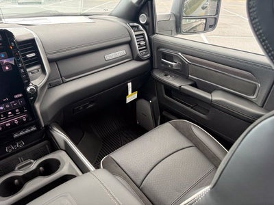 2027 RAM Ram 3500 RAM 3500 LARAMIE CREW CAB 4X4 8' BOX