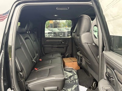 2026 RAM Ram 3500 RAM 3500 LIMITED MEGA CAB 4X4 6'4' BOX