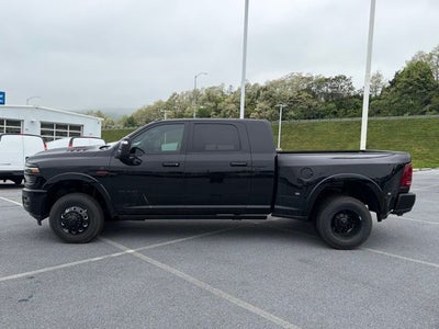 2026 RAM Ram 3500 RAM 3500 LIMITED MEGA CAB 4X4 6'4' BOX