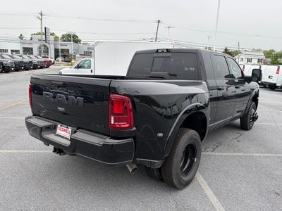 2026 RAM Ram 3500 RAM 3500 LIMITED MEGA CAB 4X4 6'4' BOX