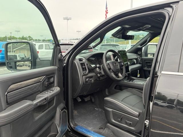 2026 RAM Ram 3500 RAM 3500 LIMITED CREW CAB 4X4 8' BOX
