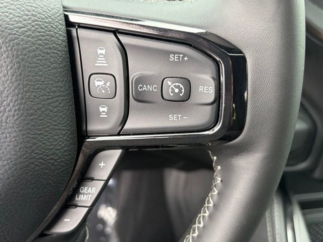 2026 RAM Ram 3500 RAM 3500 LIMITED CREW CAB 4X4 8' BOX