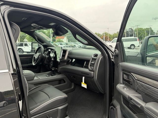 2026 RAM Ram 3500 RAM 3500 LIMITED CREW CAB 4X4 8' BOX