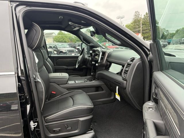 2026 RAM Ram 3500 RAM 3500 LIMITED CREW CAB 4X4 8' BOX