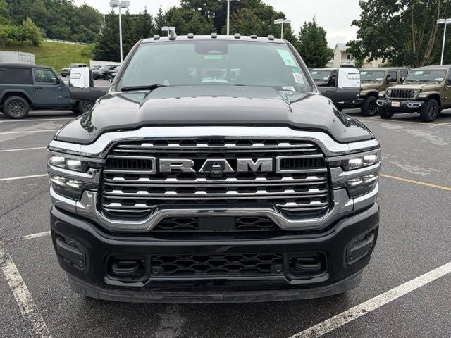 2026 RAM Ram 3500 RAM 3500 LIMITED CREW CAB 4X4 8' BOX