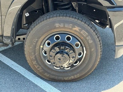 2026 RAM Ram 3500 RAM 3500 LIMITED CREW CAB 4X4 8' BOX