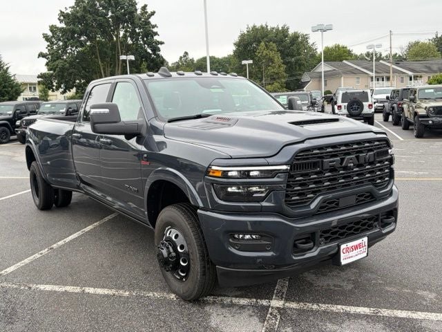 2026 RAM Ram 3500 RAM 3500 LIMITED CREW CAB 4X4 8' BOX