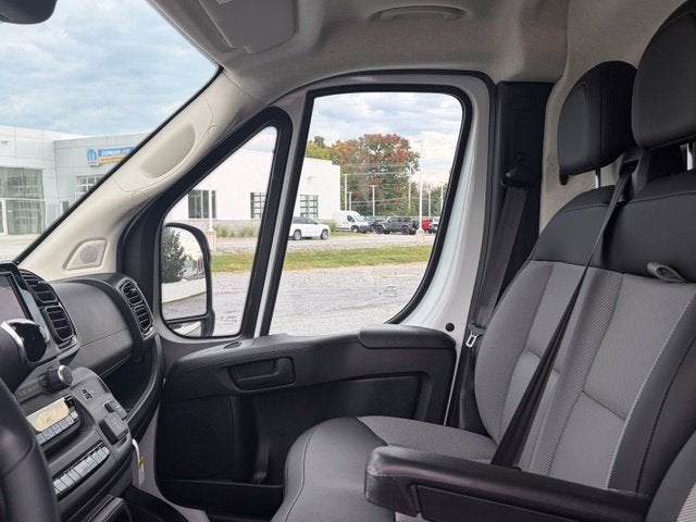2027 RAM ProMaster Cargo Van Tradesman