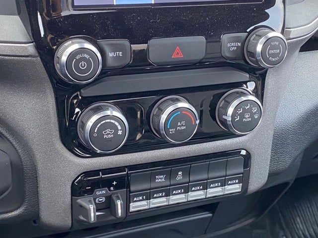 2026 RAM Ram 2500 RAM 2500 TRADESMAN REGULAR CAB 4X4 8' BOX