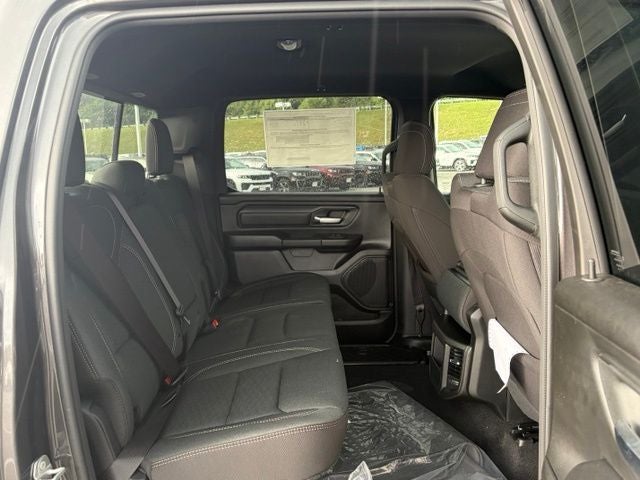 2026 RAM Ram 1500 RAM 1500 TRADESMAN CREW CAB 4X4 5'7' BOX