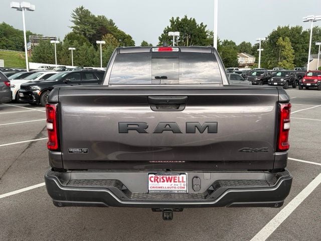 2026 RAM Ram 1500 RAM 1500 TRADESMAN CREW CAB 4X4 5'7' BOX
