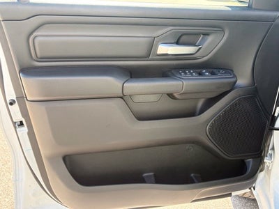 2027 RAM Ram 1500 RAM 1500 TRADESMAN CREW CAB 4X4 5'7' BOX