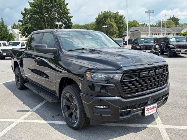 2026 RAM Ram 1500 RAM 1500 EXPRESS CREW CAB 4X4 5'7' BOX