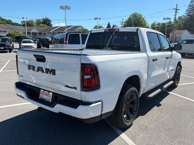 2026 RAM Ram 1500 RAM 1500 EXPRESS CREW CAB 4X4 5'7' BOX