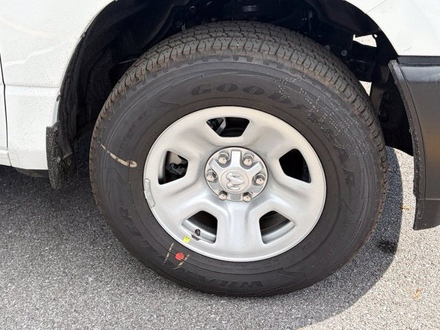 2027 RAM Ram 1500 RAM 1500 TRADESMAN CREW CAB 4X4 5'7' BOX
