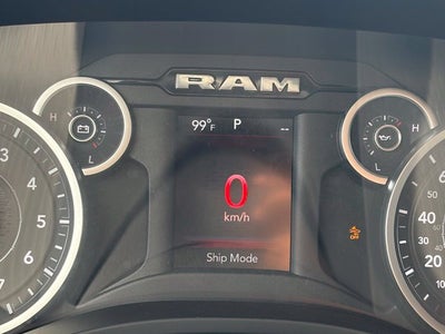 2027 RAM Ram 1500 RAM 1500 TRADESMAN CREW CAB 4X4 5'7' BOX