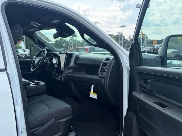 2026 RAM Ram 2500 RAM 2500 BLACK EXPRESS CREW CAB 4X4 6'4' BOX