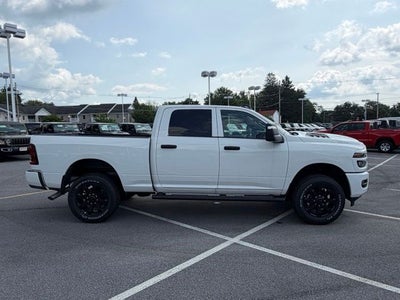 2026 RAM Ram 2500 RAM 2500 BLACK EXPRESS CREW CAB 4X4 6'4' BOX